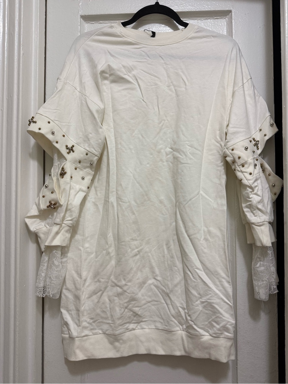 White cotton Embellished Lace Sleeve Women's Sweatshirt Top